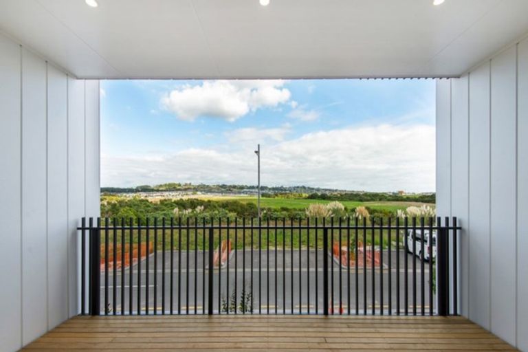 Photo of property in 17 Bonnette Road, Flat Bush, Auckland, 2019