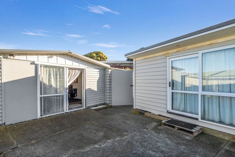 Photo of property in 57 Manuka Street, Castlecliff, Whanganui, 4501