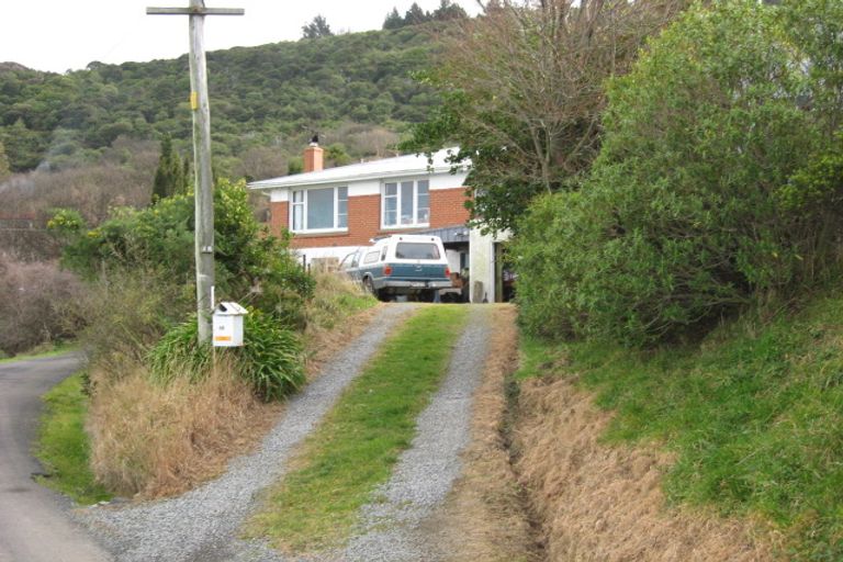 Photo of property in 48 Adderley Terrace, Ravensbourne, Dunedin, 9022