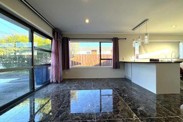 Photo of property in 1/20 Alma Road, Milford, Auckland, 0620