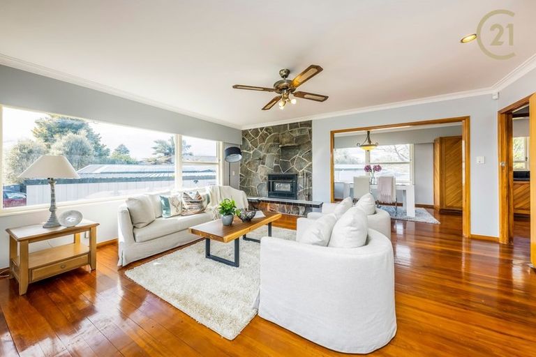 Photo of property in 3 Halberg Street, Papakura, 2110