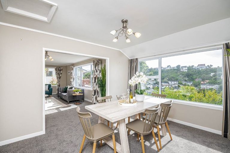 Photo of property in 14 Old Coach Road, Johnsonville, Wellington, 6037