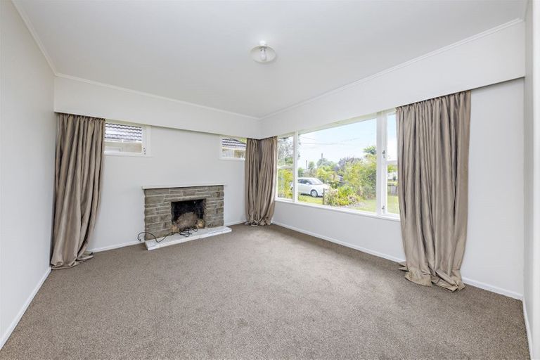 Photo of property in 10 Halswell Street, Mangere East, Auckland, 2024