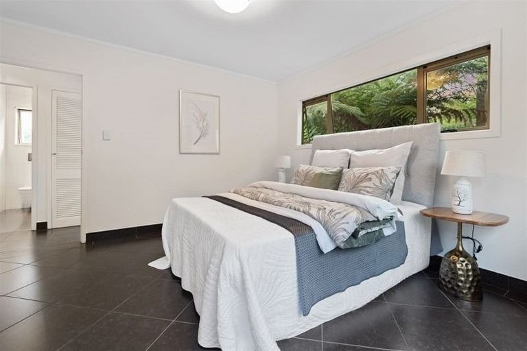 Photo of property in 13 Sandford Street, Campbells Bay, Auckland, 0630
