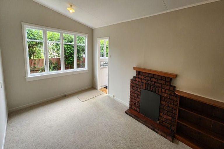 Photo of property in 23 Richmond Street, Fitzroy, New Plymouth, 4312