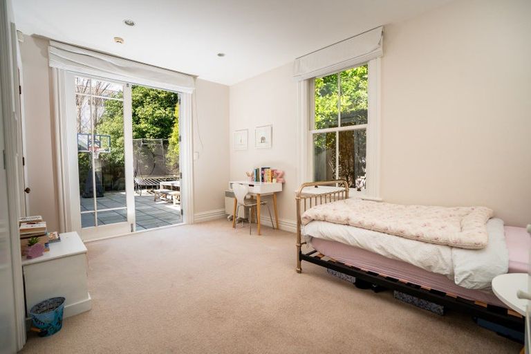 Photo of property in Lady Freyberg House, 18 Moturoa Street, Pipitea, Wellington, 6011