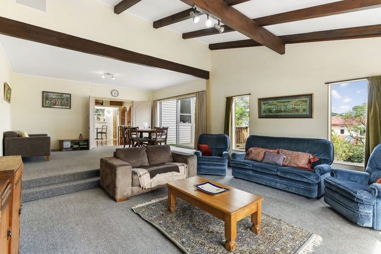 Photo of property in 97 The Parade, Island Bay, Wellington, 6023