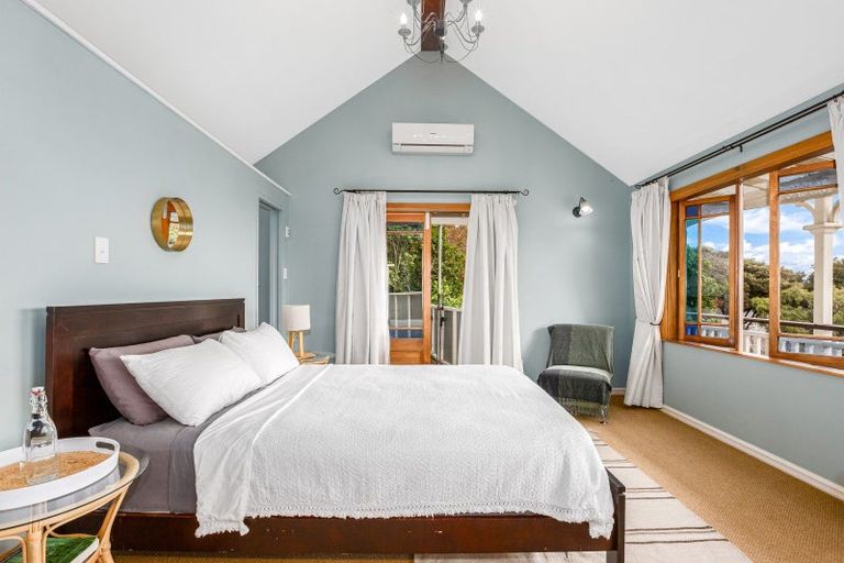 Photo of property in 335 Muritai Road, Eastbourne, Lower Hutt, 5013