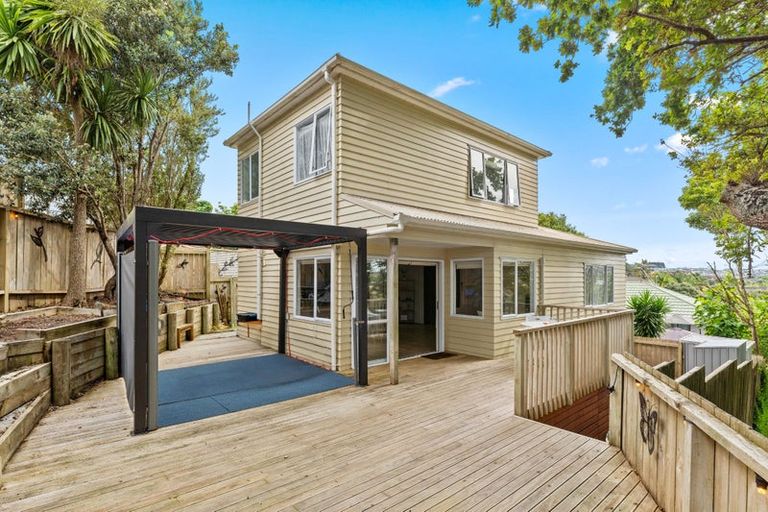 Photo of property in 23d Jelas Road, Red Beach, 0932