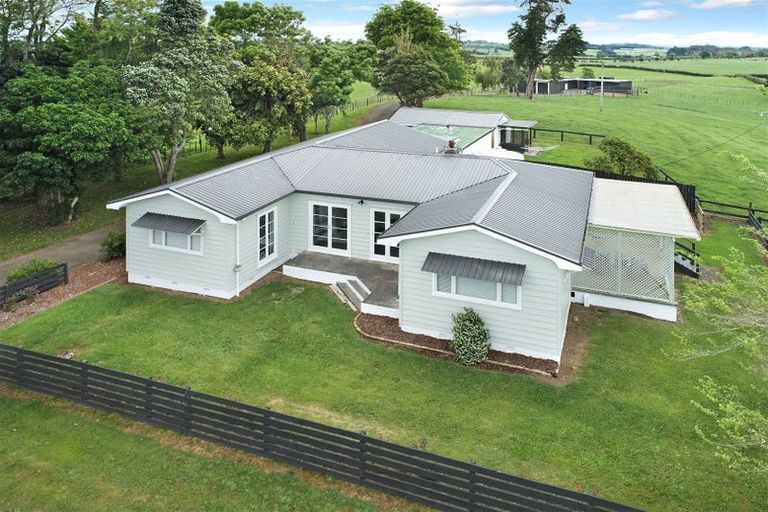 Photo of property in 469 Batty Road, Karaka, Papakura, 2580