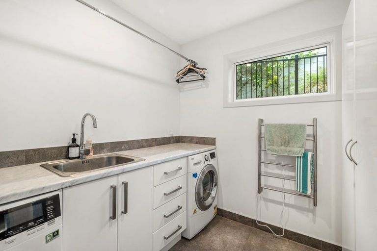 Photo of property in 70 Chesham Avenue, Waipahihi, Taupo, 3330