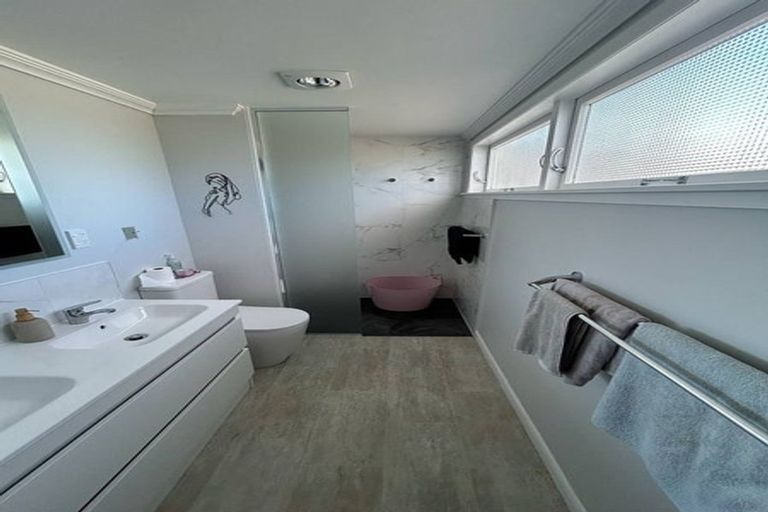 Photo of property in 42 Chaucer Street, Leamington, Cambridge, 3432