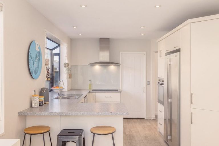 Photo of property in 221a Pine Avenue, South New Brighton, Christchurch, 8062