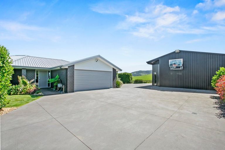 Photo of property in 169 Upper Pitone Road, Pitone, New Plymouth, 4374
