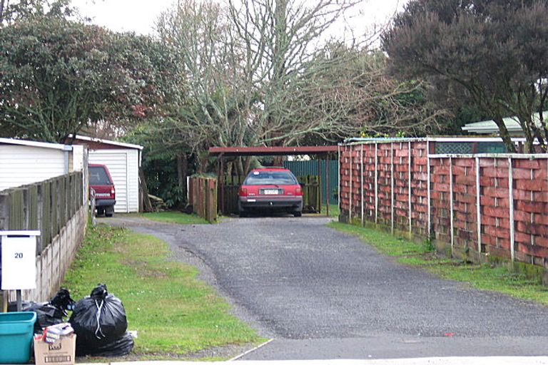 Photo of property in 18 Rosalind Street, Deanwell, Hamilton, 3206