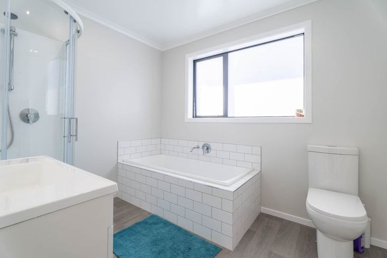 Photo of property in 13 Topsail Way, Whitby, Porirua, 5024