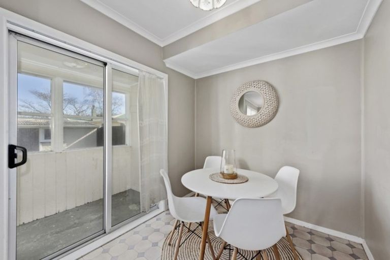 Photo of property in 32 Murray Street, Wallaceville, Upper Hutt, 5018