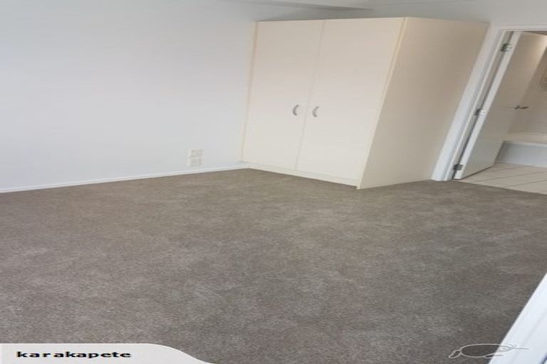 Photo of property in The Rennaissance, 7j/18 Ronwood Avenue, Manukau, Auckland, 2104