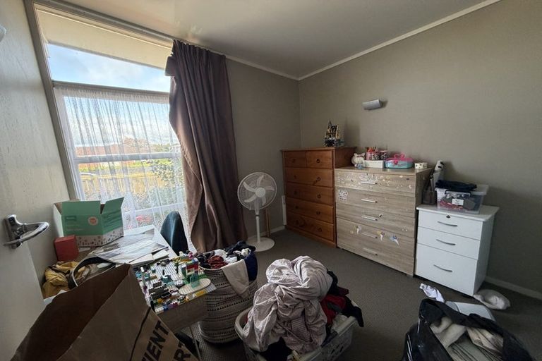 Photo of property in 9 Evelyn Place, Hillcrest, Auckland, 0627
