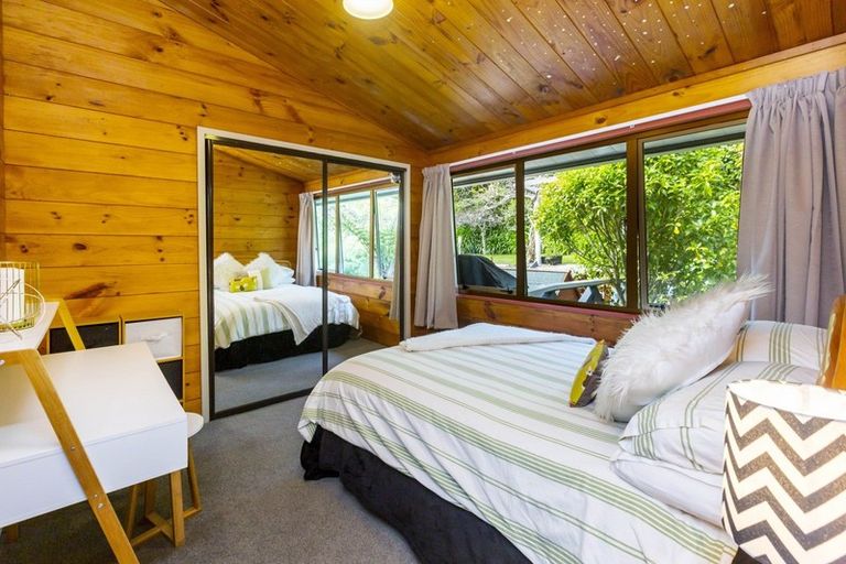 Photo of property in 7 Goodwin Place, Pinehaven, Upper Hutt, 5019