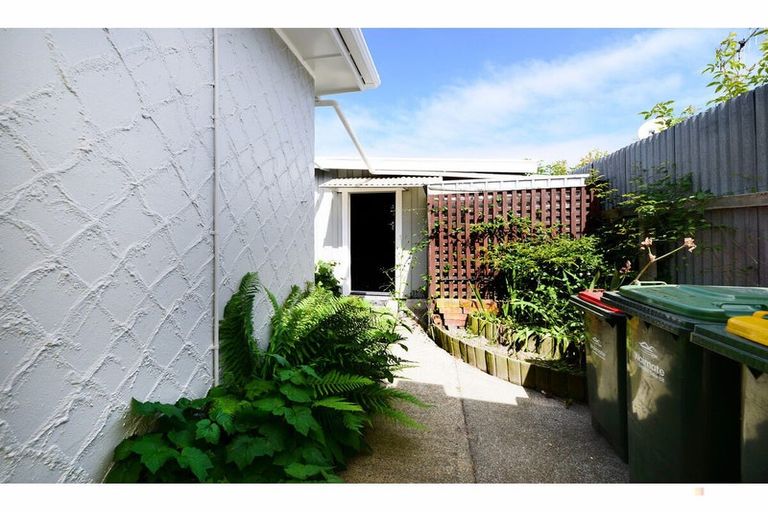 Photo of property in 43 Harris Street, Waimate, 7924