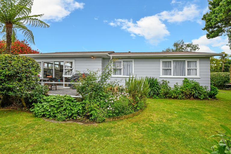 Photo of property in 19 Marybeth Place, Rosehill, Papakura, 2113