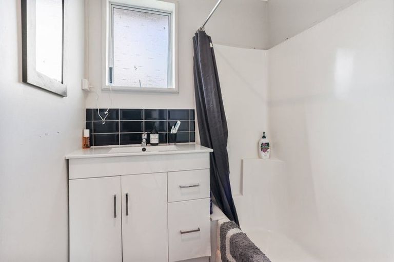 Photo of property in 11 Coleman Place, Darfield, 7510