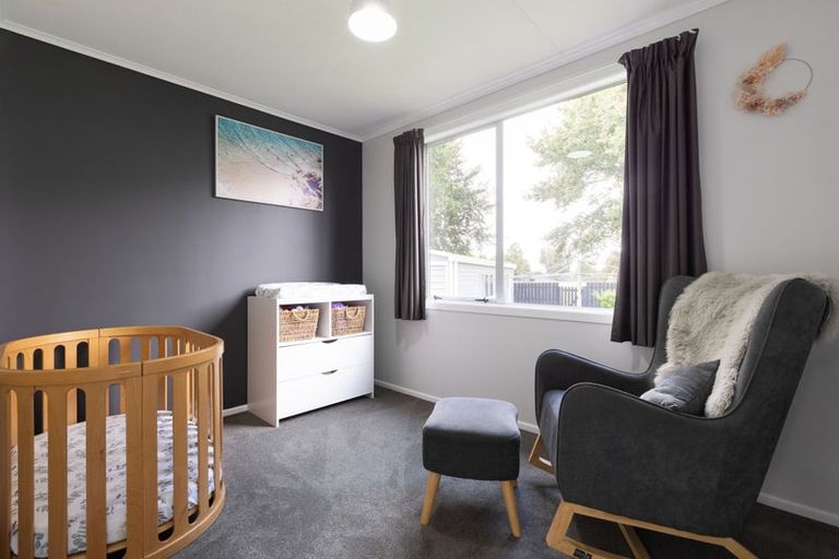 Photo of property in 103 Collins Road, Melville, Hamilton, 3206