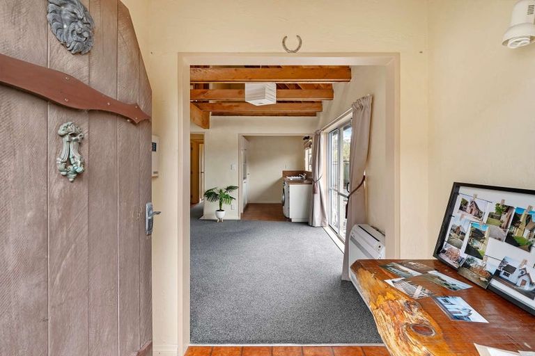 Photo of property in 8 Rosedale Place, Levin, 5510