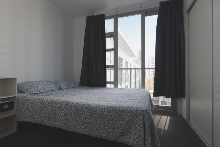 Photo of property in Q-central 44-58 Apartments, 6d/56 Liverpool Street, Auckland Central, Auckland, 1010