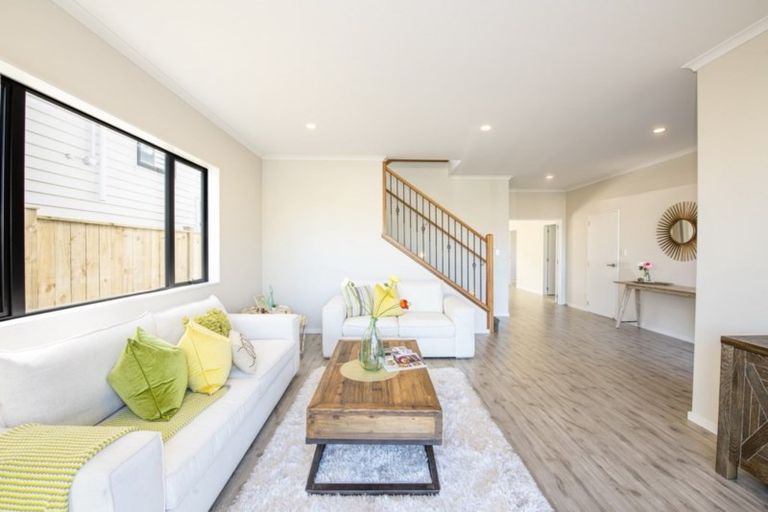 Photo of property in 29 Ballindrait Drive, Flat Bush, Auckland, 2019