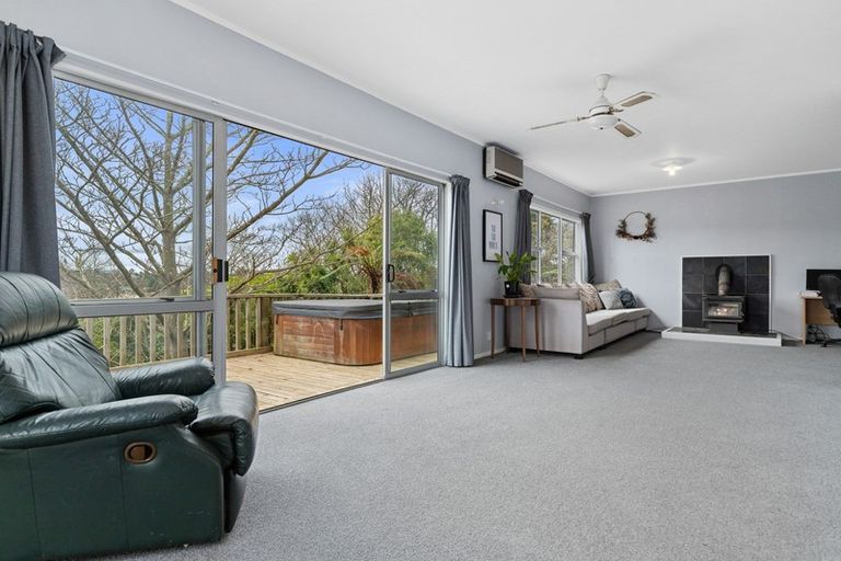 Photo of property in 174 Sandwich Road, St Andrews, Hamilton, 3200