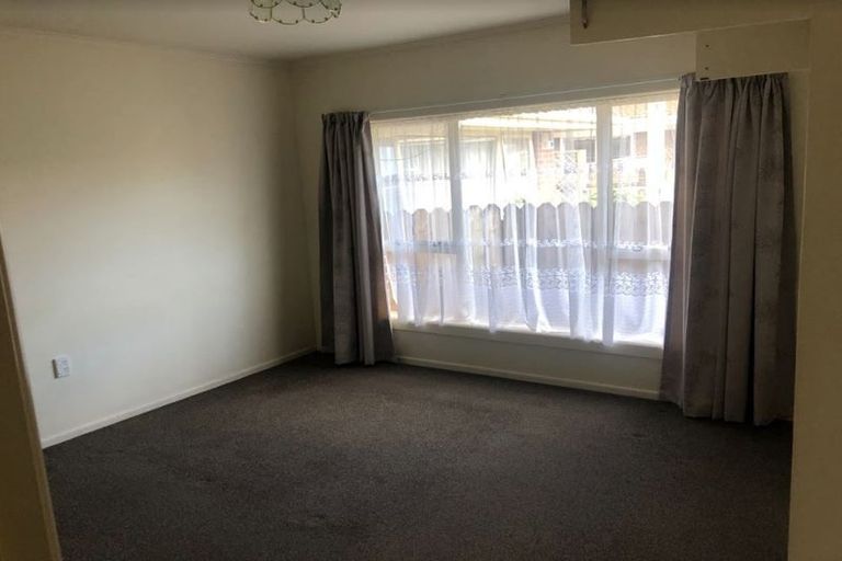 Photo of property in 1/37 Great South Road, Papakura, Takanini, 2110