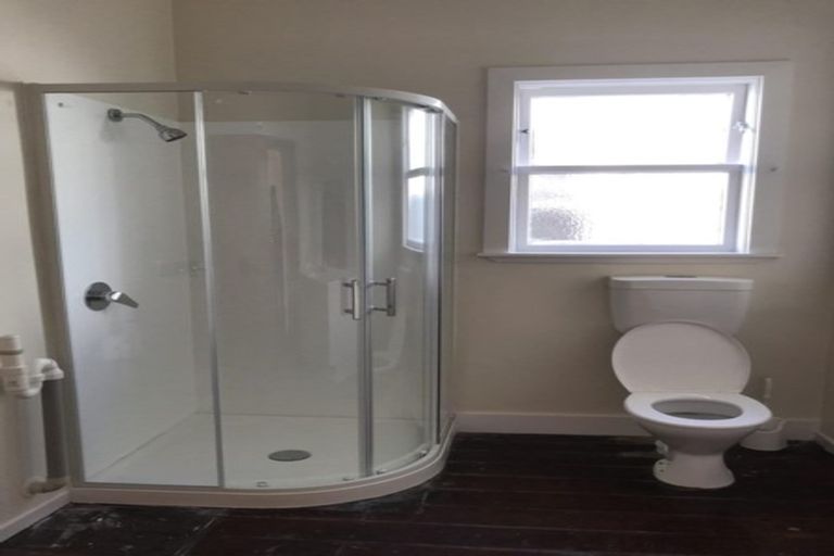 Photo of property in 186 Tasman Street, Mount Cook, Wellington, 6021