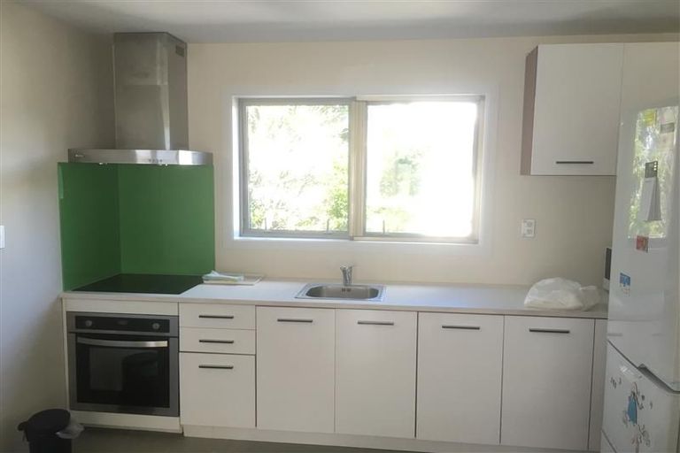 Photo of property in 17a Knightsbridge Drive, Forrest Hill, Auckland, 0620