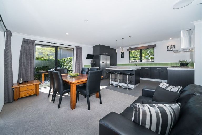Photo of property in 170a Victoria Avenue, Hokowhitu, Palmerston North, 4410