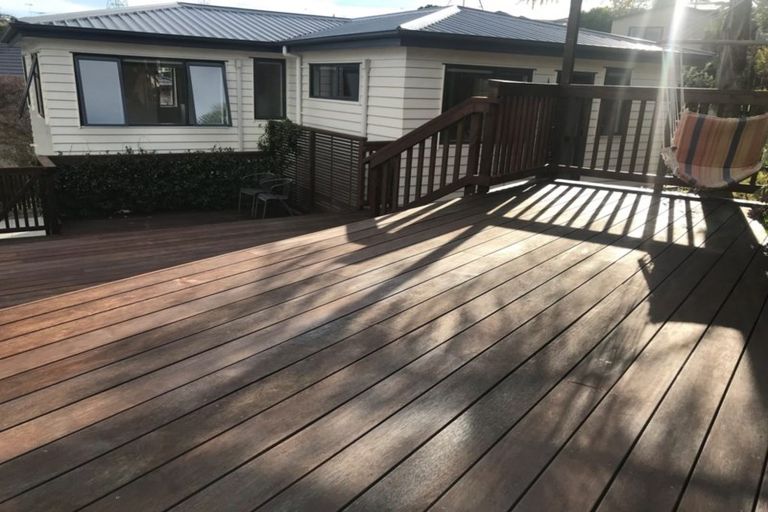 Photo of property in 39a Triangle Road, Massey, Auckland, 0614