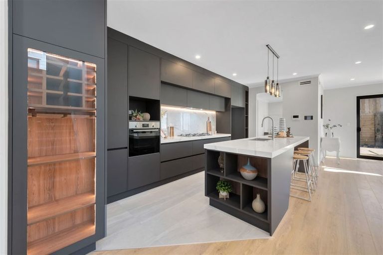 Photo of property in 84 Koromeke Street, Flat Bush, Auckland, 2019