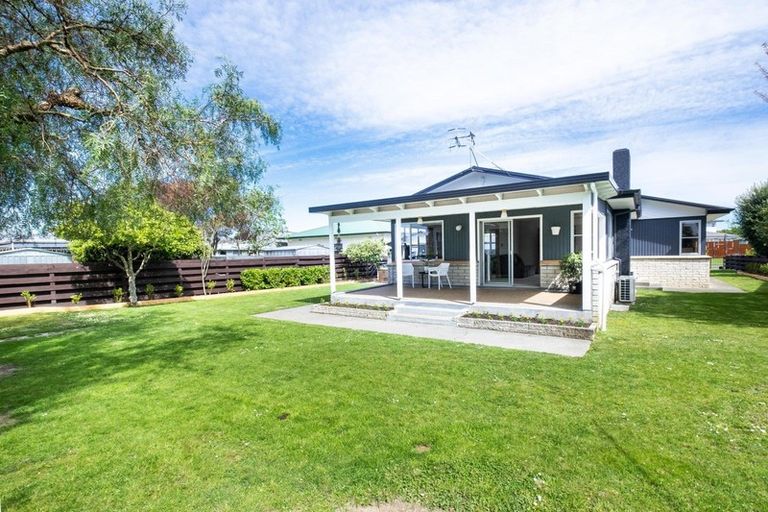 Photo of property in 1 Yeo Place, Taradale, Napier, 4112