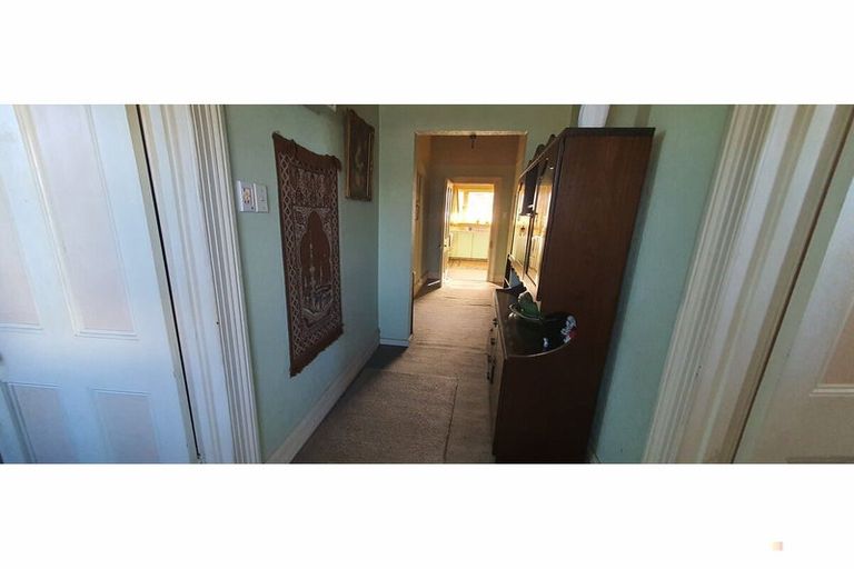 Photo of property in 5 Edward Street, Waimate, 7924