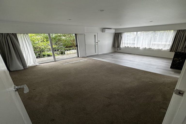 Photo of property in 1/163 View Road, Sunnyvale, Auckland, 0612