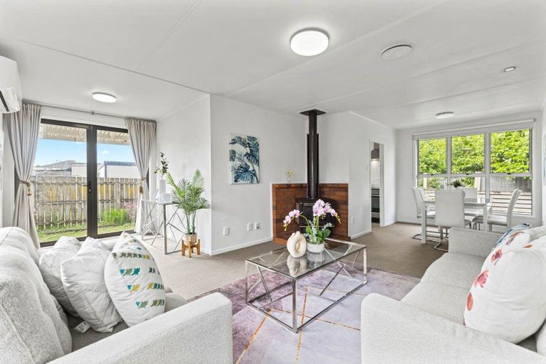 Photo of property in 60a Swaffield Road, Papatoetoe, Auckland, 2025