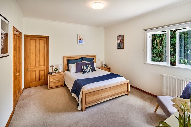 Photo of property in 11 Albemarle Road, Northland, Wellington, 6012