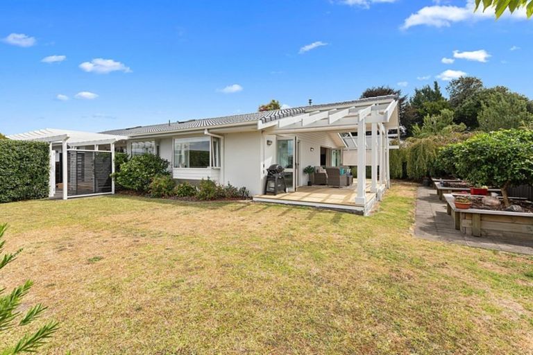 Photo of property in 37 Glenmonarch Place, Pyes Pa, Tauranga, 3112