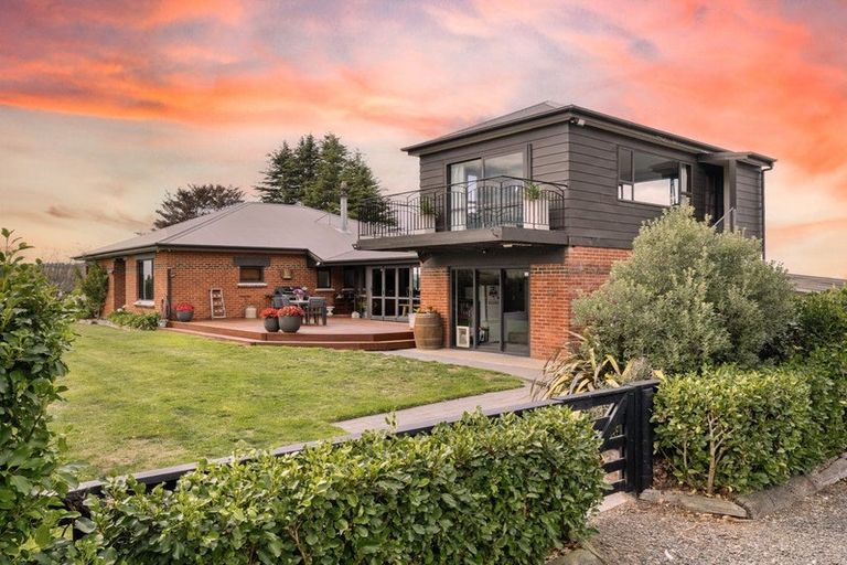 Photo of property in 27 Henry Street, Maori Hill, Dunedin, 9010