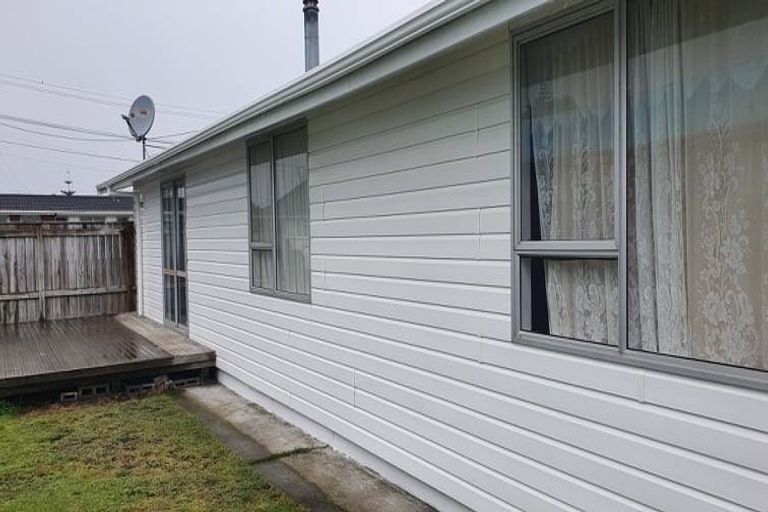 Photo of property in 35 Raupo Street, Castlecliff, Whanganui, 4501