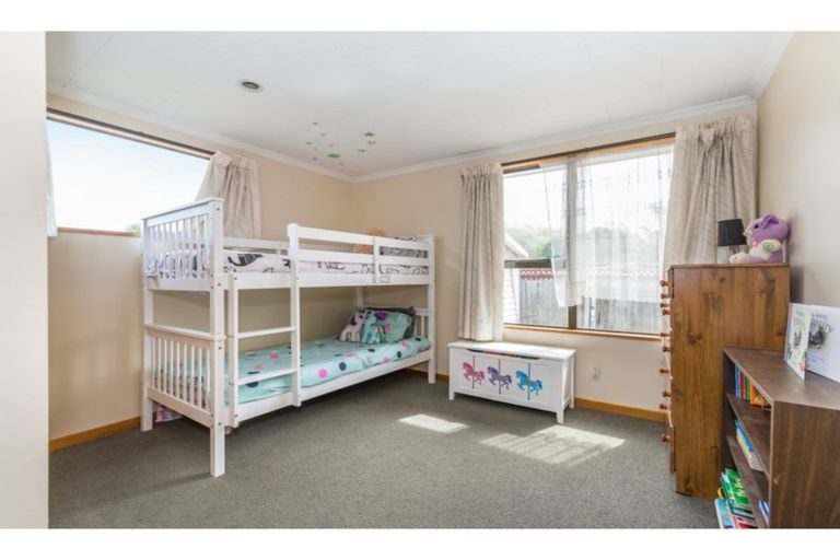 Photo of property in 5 Ourbridge Street, Kainga, Christchurch, 8083