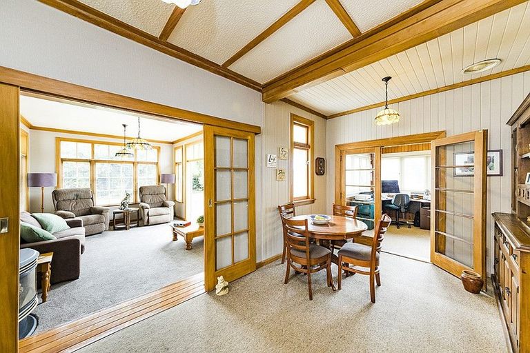 Photo of property in 17 Argyle Avenue, Takaro, Palmerston North, 4410