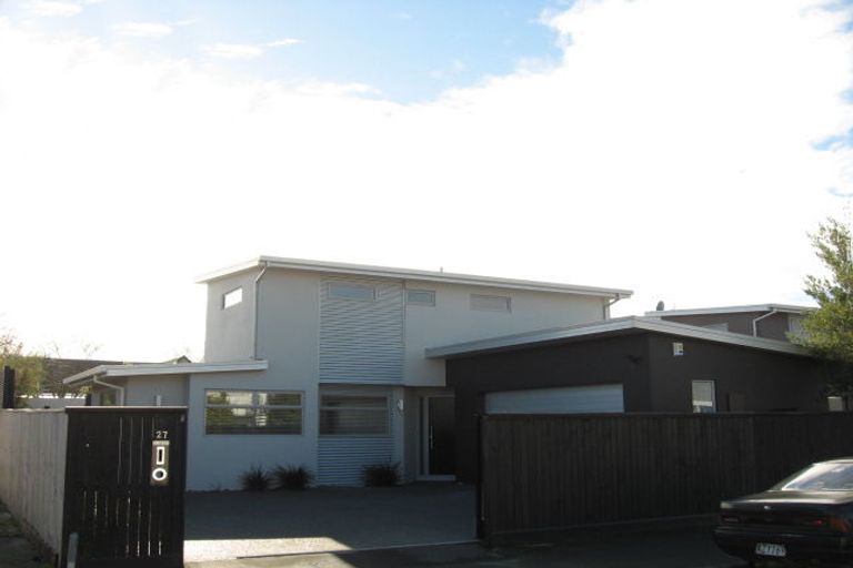 Photo of property in 27 Clare Road, St Albans, Christchurch, 8014