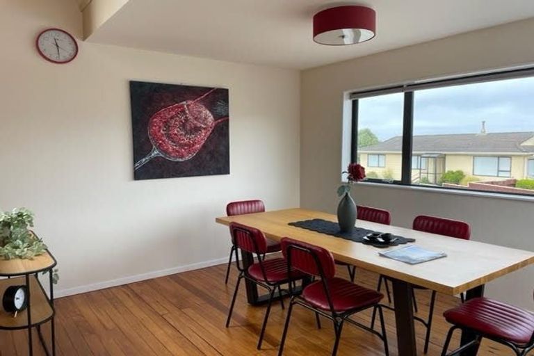 Photo of property in 28 Orchy Crescent, Southgate, Wellington, 6023